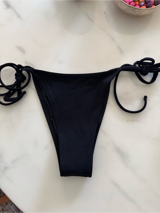 Eterne Other - NWoT Eterne String bikini bottom black size small high rise